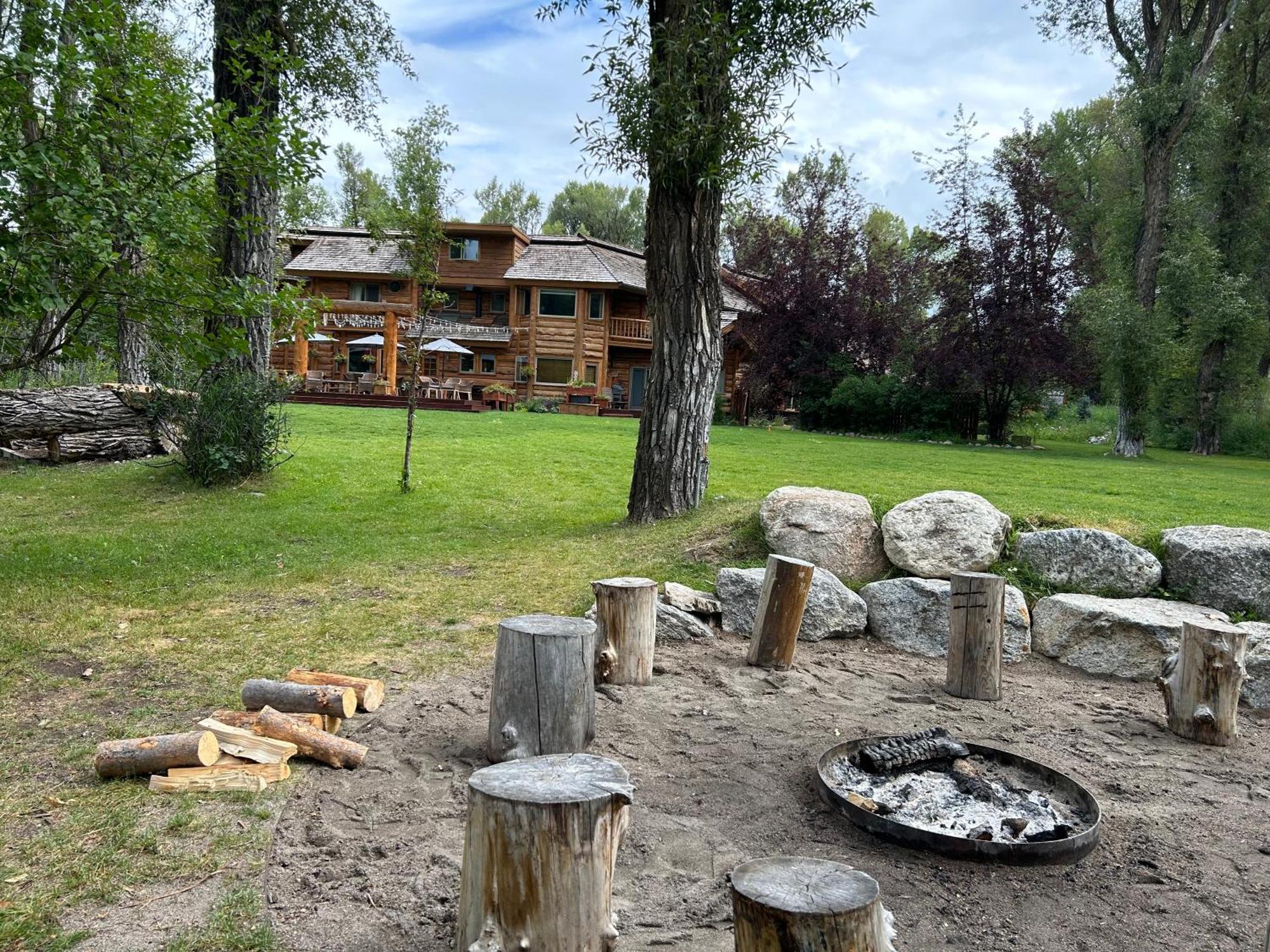 Bentwood Inn Уилсън Екстериор снимка